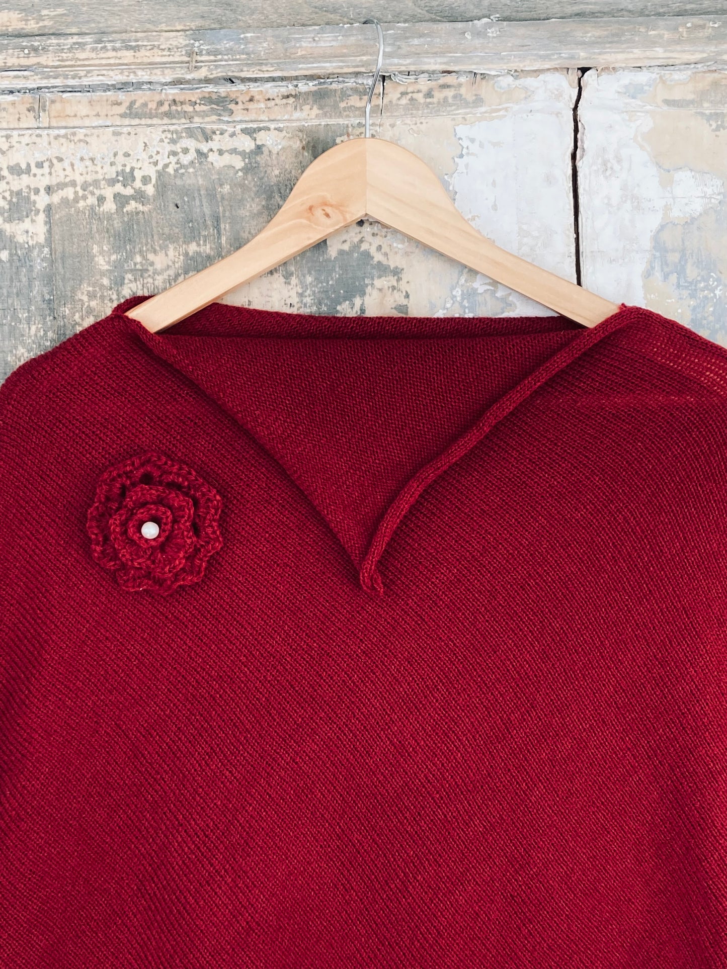 Bláth Poncho (with crochet flower)