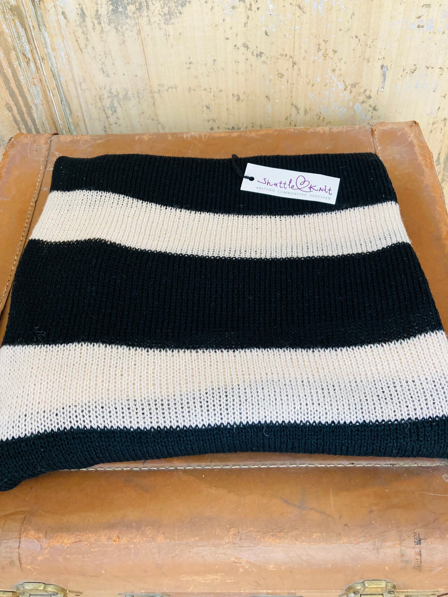 DúbhBán: Extra Long Striped Scarf