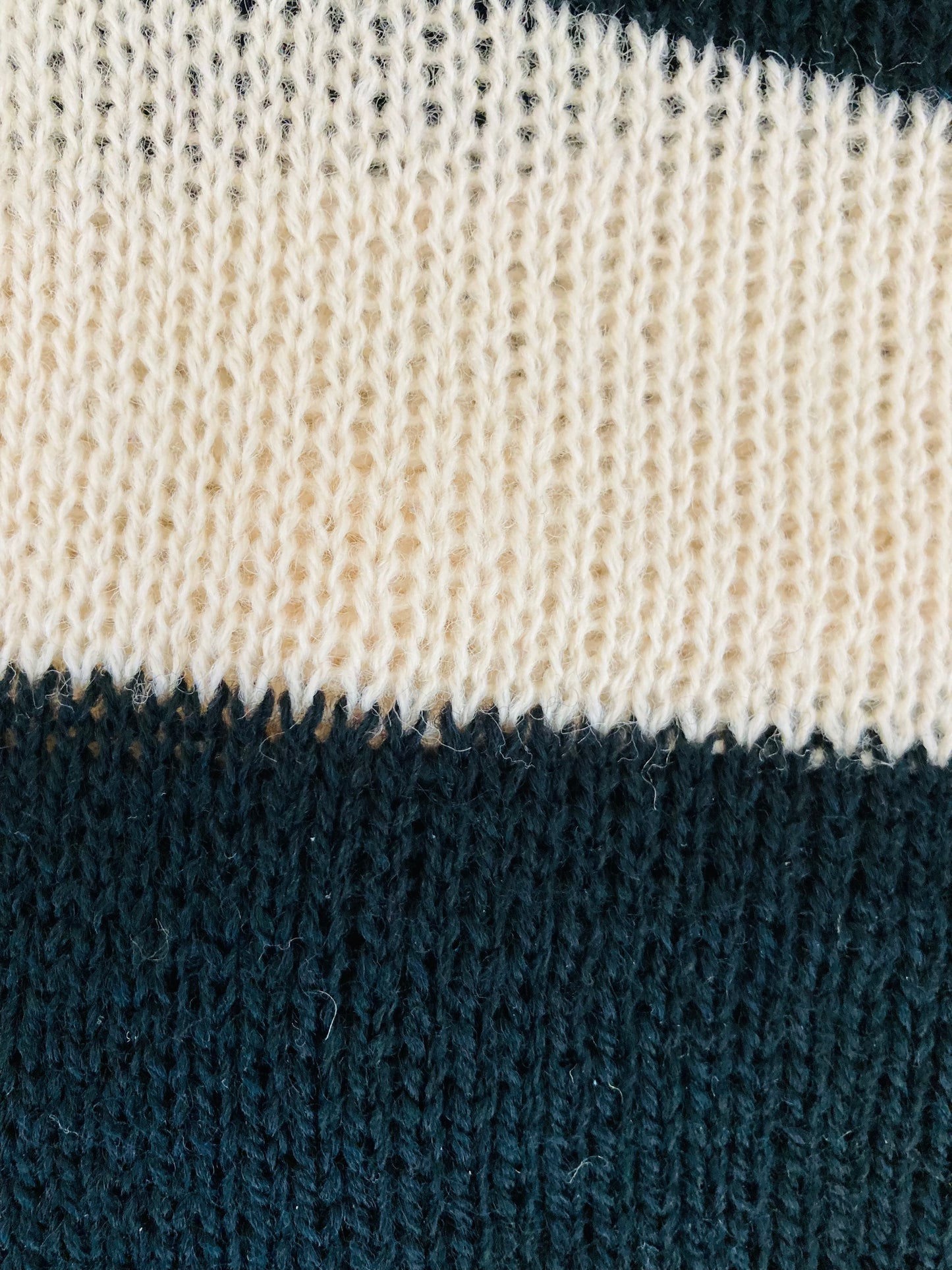 DúbhBán: Extra Long Striped Scarf