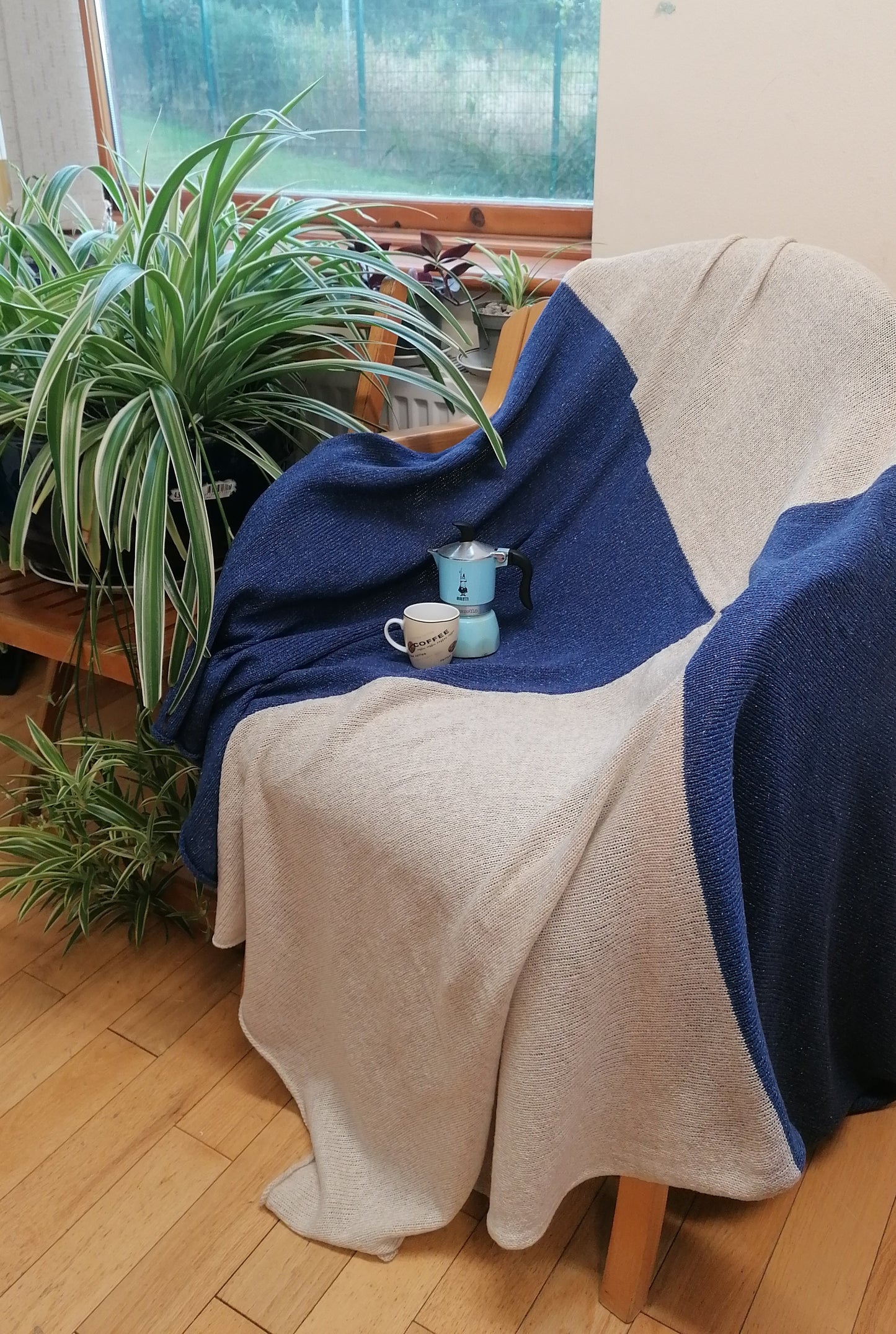 Light Throw (Tibet Tweed Yarn)