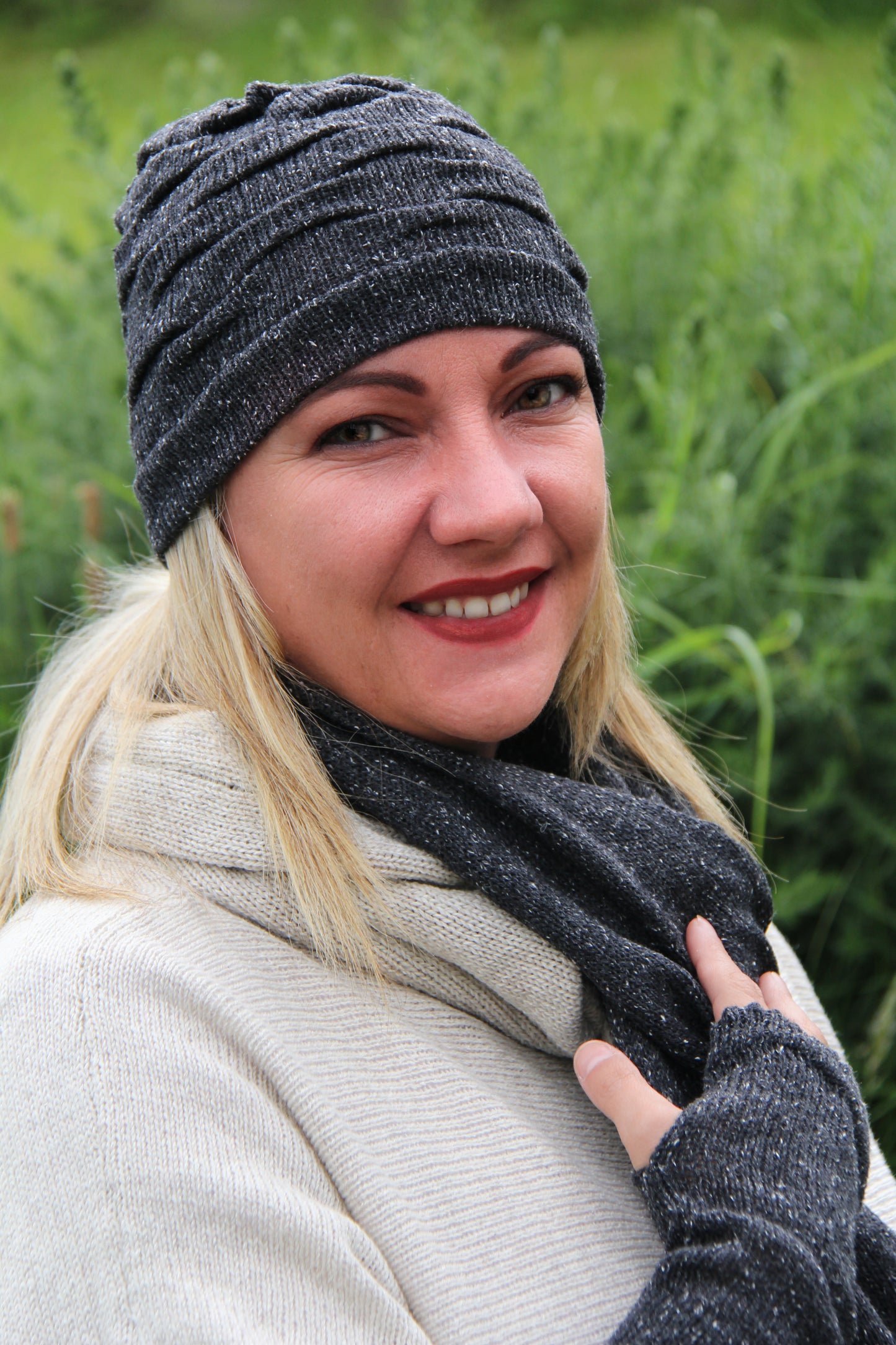 Tuck Trio Hat, Scarf and Glove Set (Tibet Tweed Yarn)