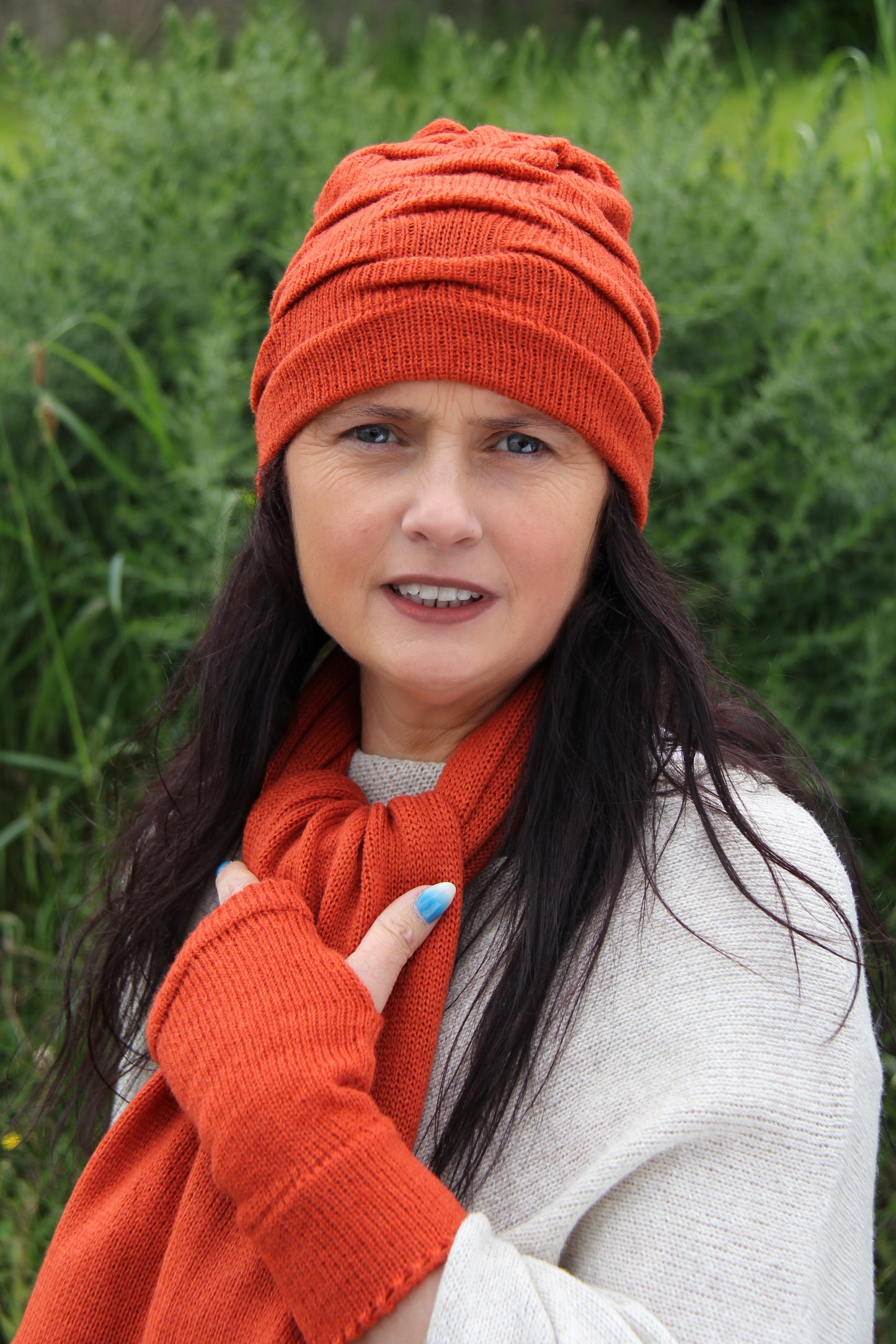 Tuck Trio Hat, Scarf and Glove Set (Volga 50/50 Yarn)