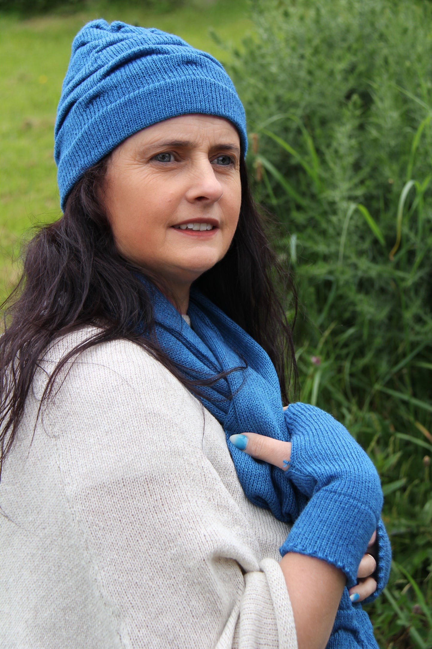 Tuck Trio Hat, Scarf and Glove Set (Volga 50/50 Yarn)