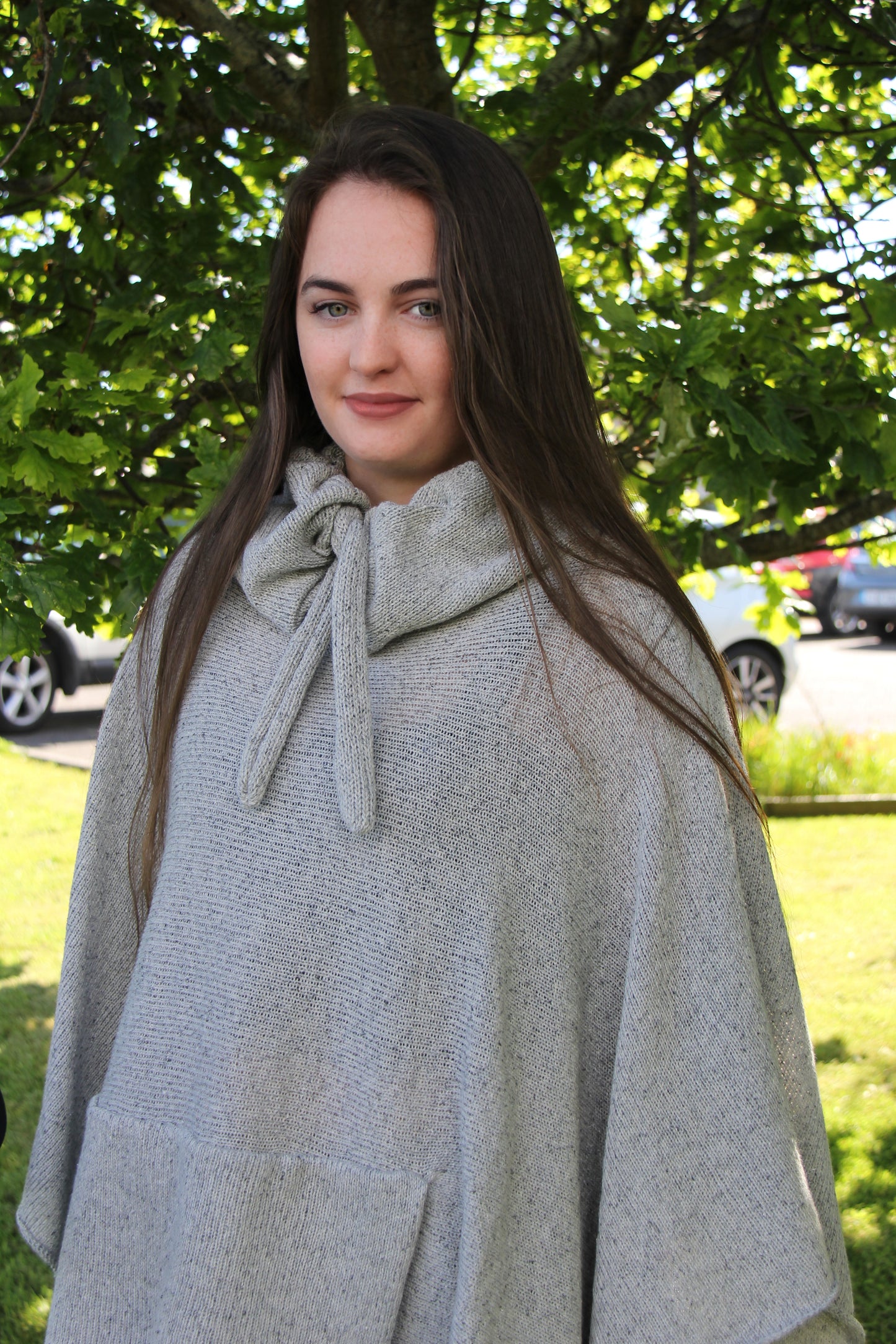 Drawstring Poncho (Tibet Tweed Yarn)