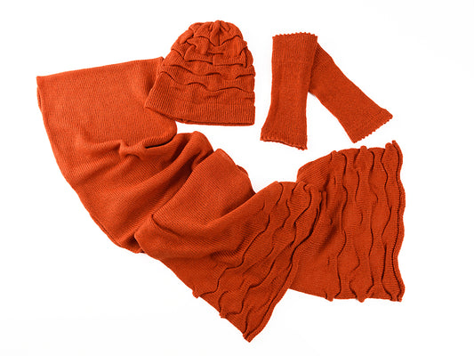 Tuck Trio Hat, Scarf and Glove Set (Volga 50/50 Yarn)