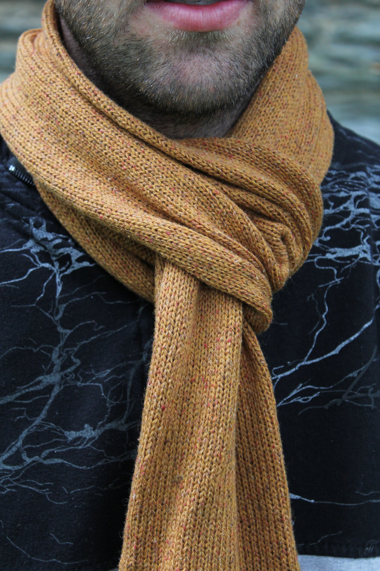 Straight Knit Scarf (Tibet Tweed Yarn)