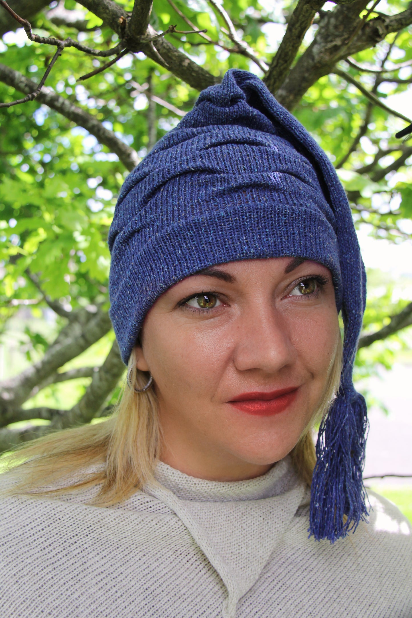 Pixie Hat (Tibet Tweed Yarn)